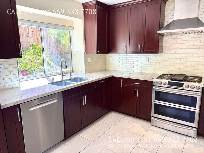 Building Photo - 3281 Falerno Way