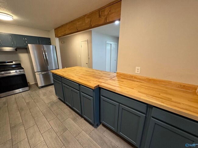 Building Photo - 918 Woodall Ln NW