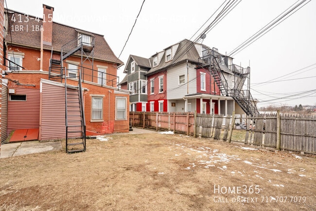 Building Photo - 413-415 Woodward St-413- Apt 2