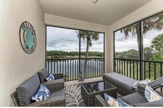 Primary Photo - 16804 Vardon Ter