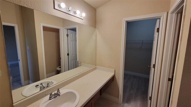 Building Photo - 339 Marquitos Dr