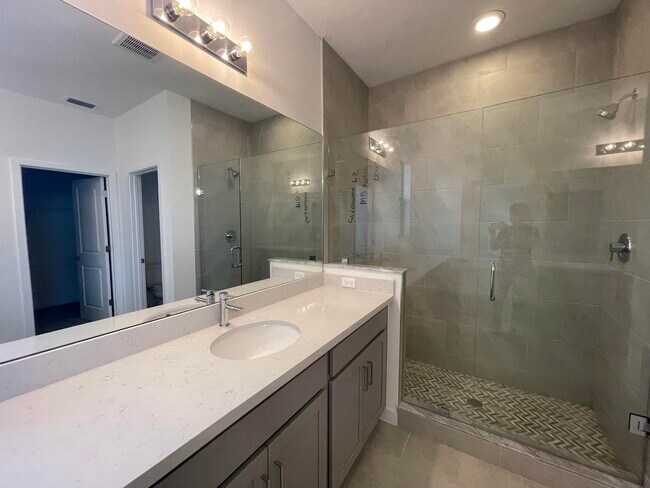 Building Photo - 8792 Antarus Dr