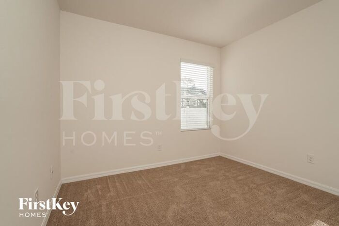 Building Photo - 440 NW 15th Terrace