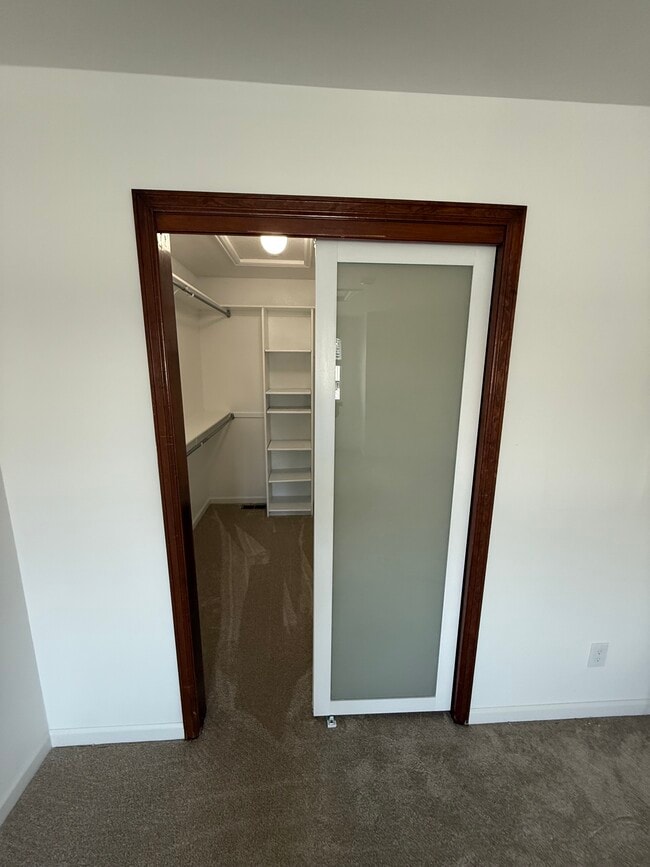 Building Photo - 2060 Yarrow St