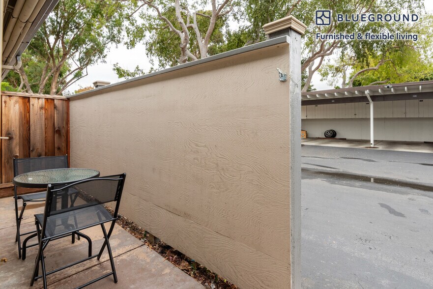 Building Photo - 727 Layne Ct