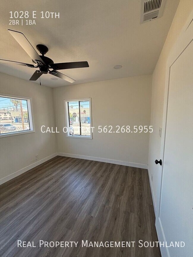 Building Photo - 1028 E 10th-
