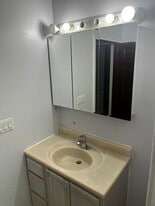 Building Photo - 2909 SE 118th Ave