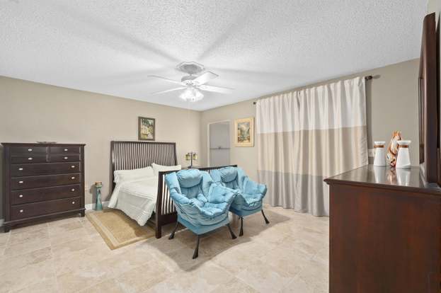 Building Photo - 4665 Oak Hill Dr