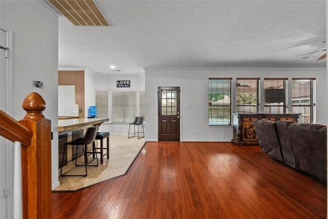 Building Photo - 3131 Bay Spring Dr