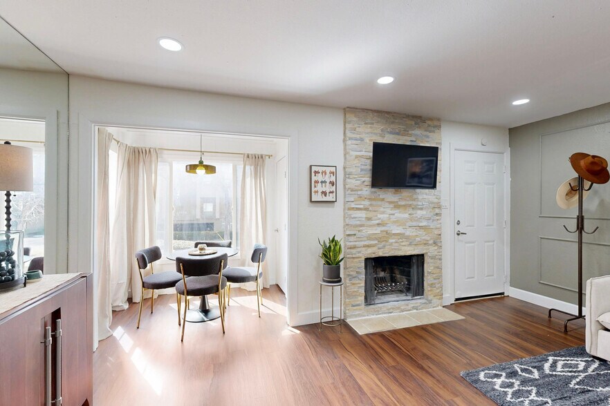 Building Photo - 5757 Martel Ave