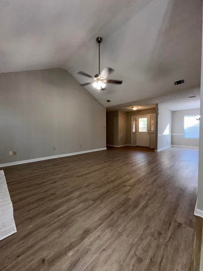 Building Photo - 517 Oak Chase Dr