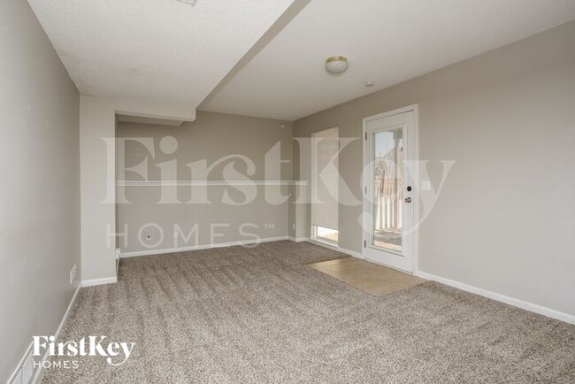 Building Photo - 8656 NE 110th St