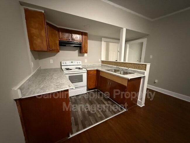 Building Photo - 1126 4th St