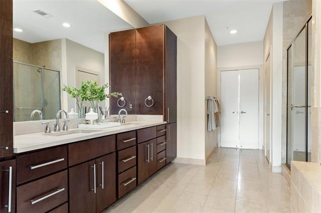 Building Photo - 4111 Newton Ave