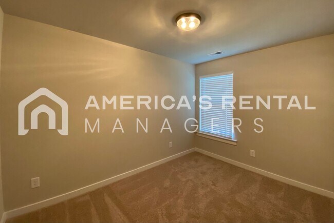 Building Photo - Home for Rent in Jemison, AL... Available ...