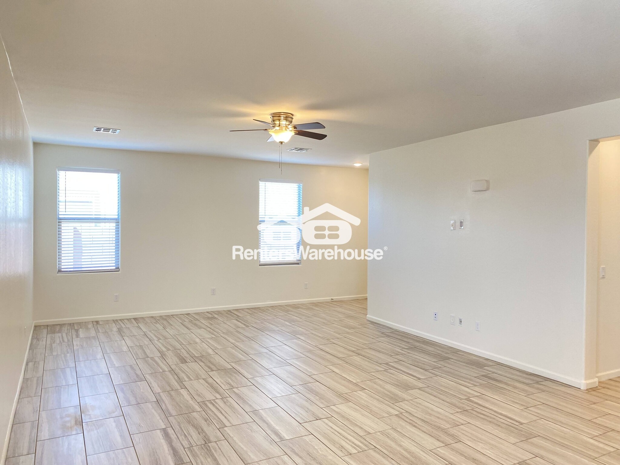 Building Photo - 729 W Nova Pl
