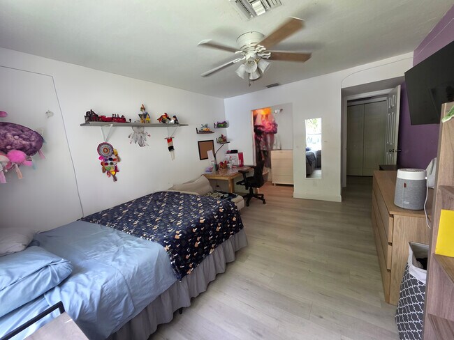 Building Photo - 3425 Timberwood Cir
