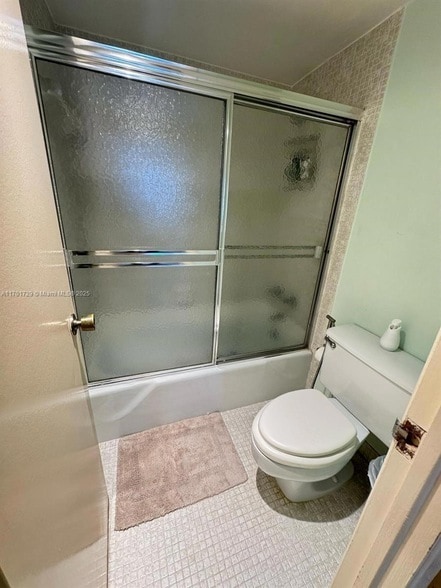 Building Photo - 1985 S Ocean Dr