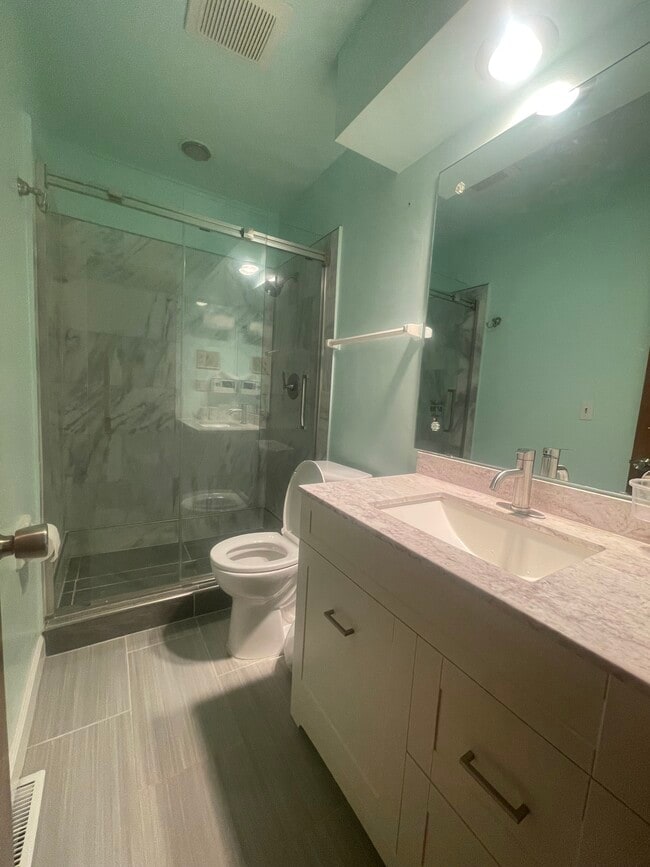 Building Photo - 2832 Longfield Rd