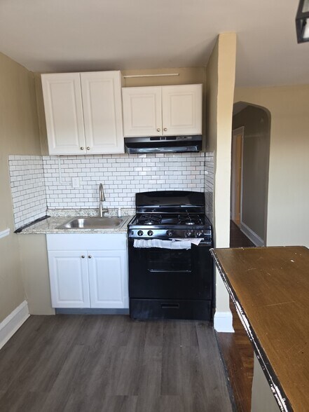 Building Photo - 5437 Torresdale Ave