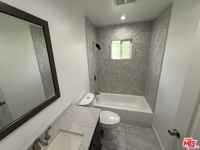 Building Photo - 7512 Jamieson Ave