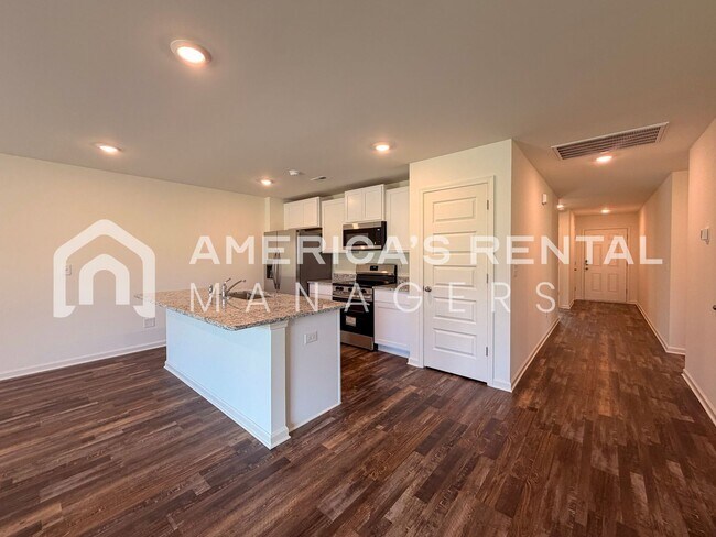 Building Photo - 305 Pne Rdg Dr