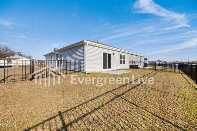 Building Photo - Coming Soon!