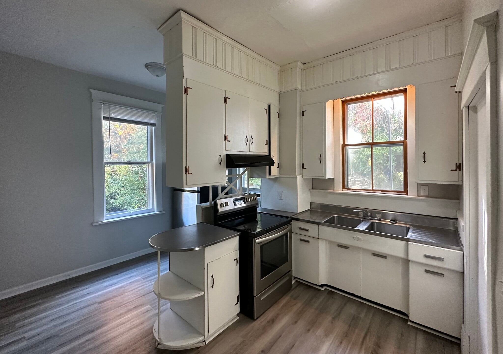 Kitchen - 9 Vista Ave