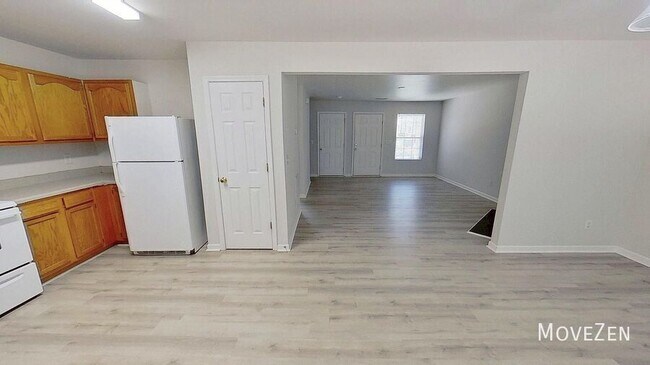 Building Photo - 1205 Ricochet Dr