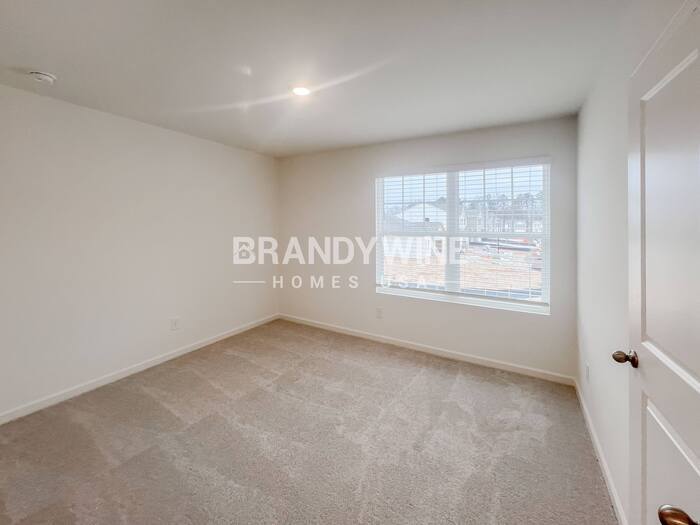 Building Photo - 74 Otway Lp