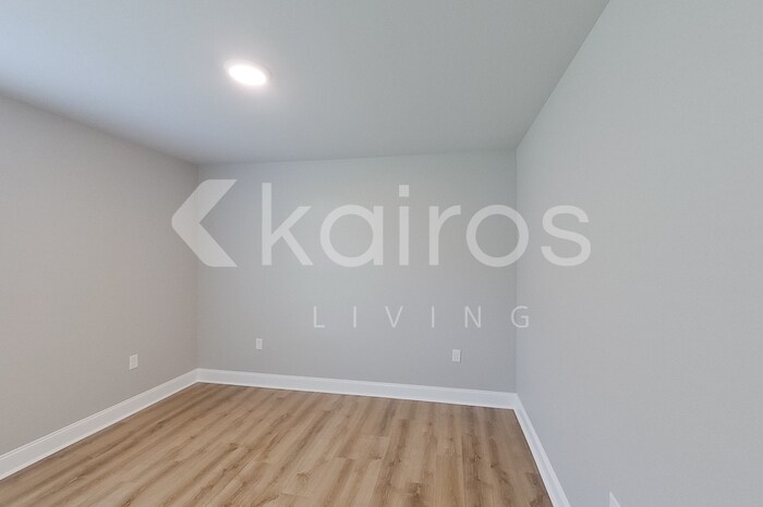 Building Photo - 22850 Monterey Ave