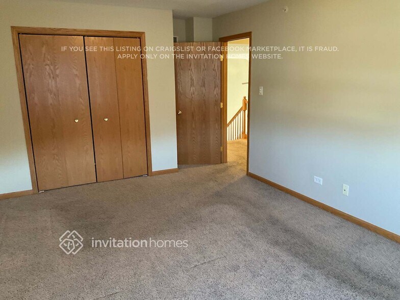 Building Photo - 1021 Amlin Terrace