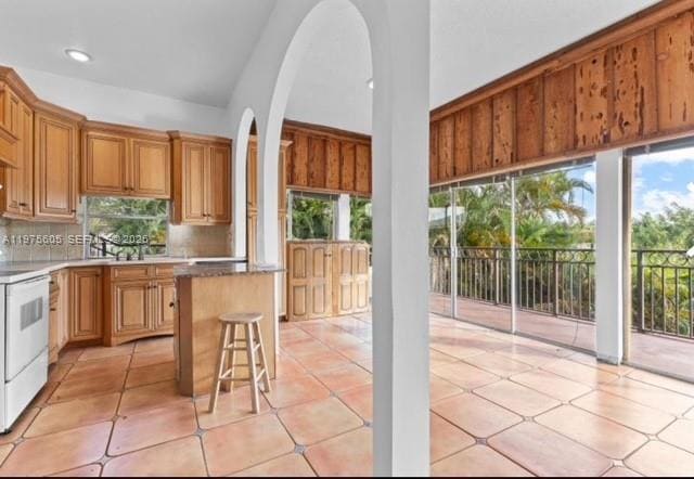 Building Photo - 4850 SW 63rd Terrace