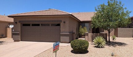 Building Photo - 3 Bedroom Home in the Ashley Heights Community Near E Ray Rd and S Recker Rd!