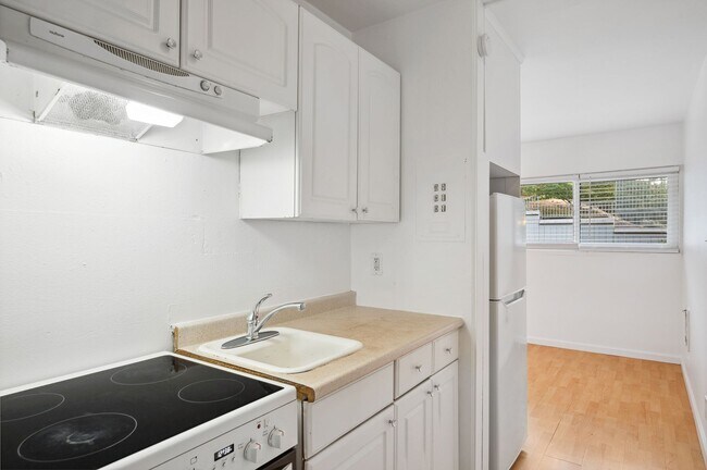 Interior Photo - Melbourne Apartments