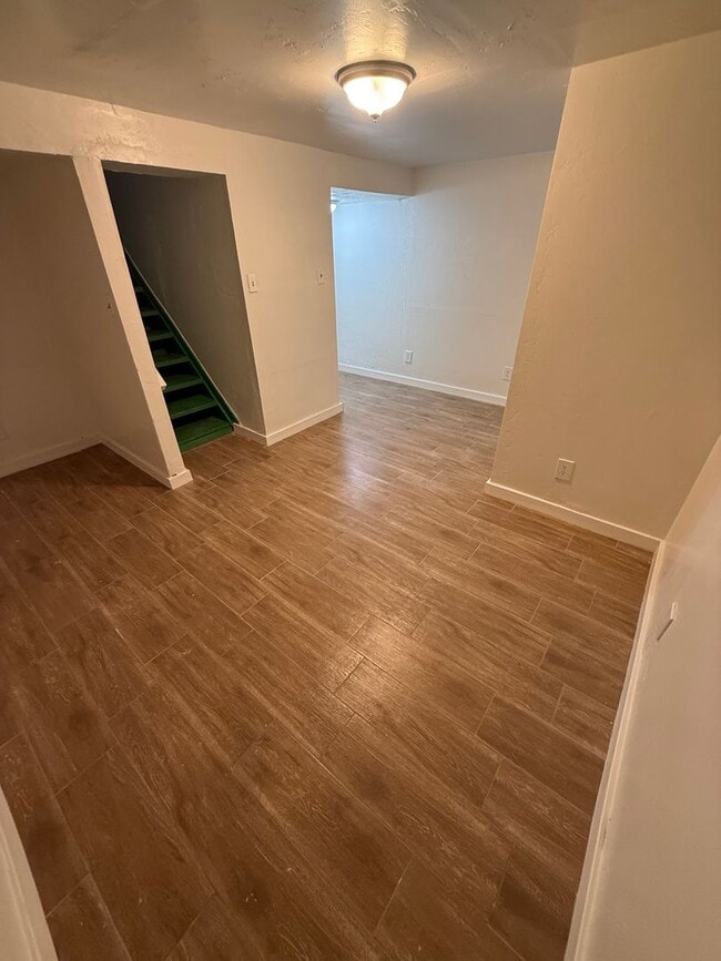 Building Photo - 415 Jeffrey St