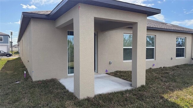 Building Photo - 1629 Tropical Oasis Ave