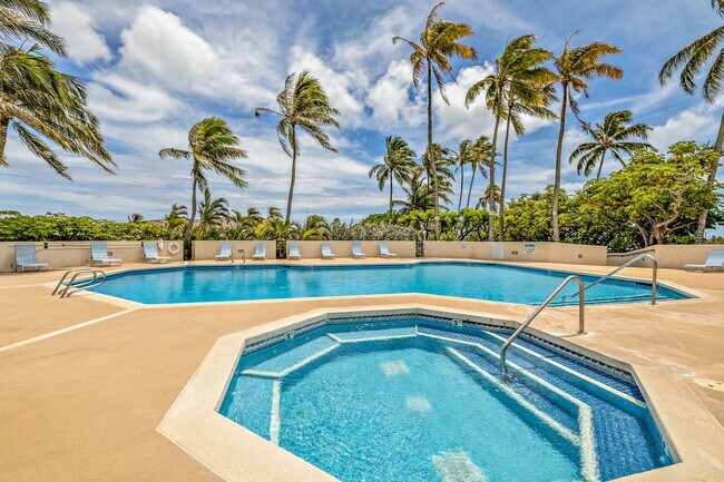 Building Photo - Fully Furnished Condo with the  Best Views and Amenities in Hawaii Kai