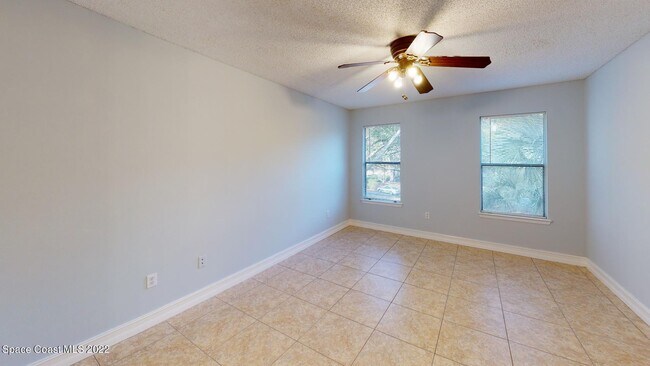 Building Photo - 225 S Tropical Trail