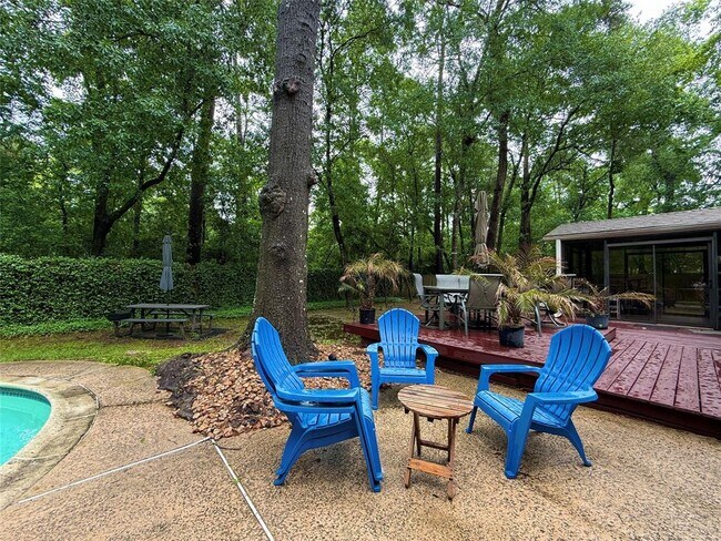 Building Photo - 42 Village Knoll Pl