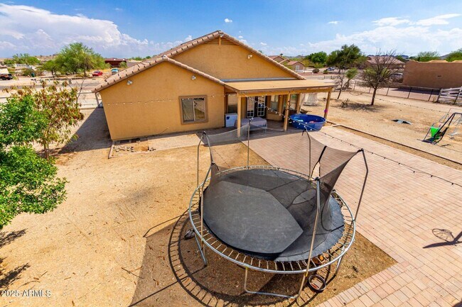 Building Photo - Massive Equestrian Property with Mountain ...