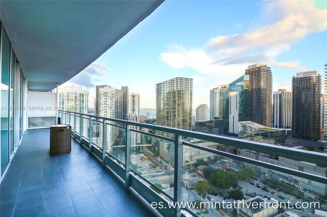 Building Photo - 92 SW 3rd St