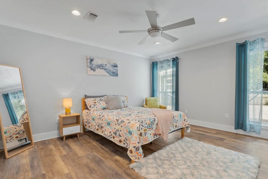 Building Photo - 9200 Pointe Aux Chenes Rd