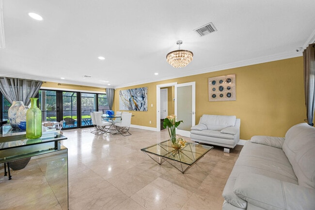 Building Photo - 836 Orchid Dr