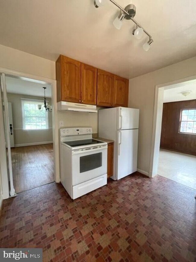 Building Photo - 4408 Glenridge St