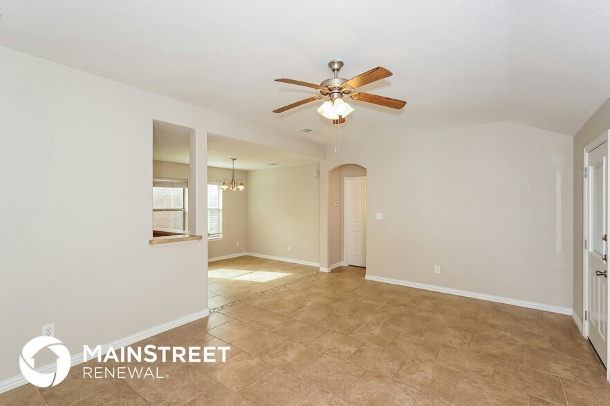 Building Photo - 8108 Raleigh Dr