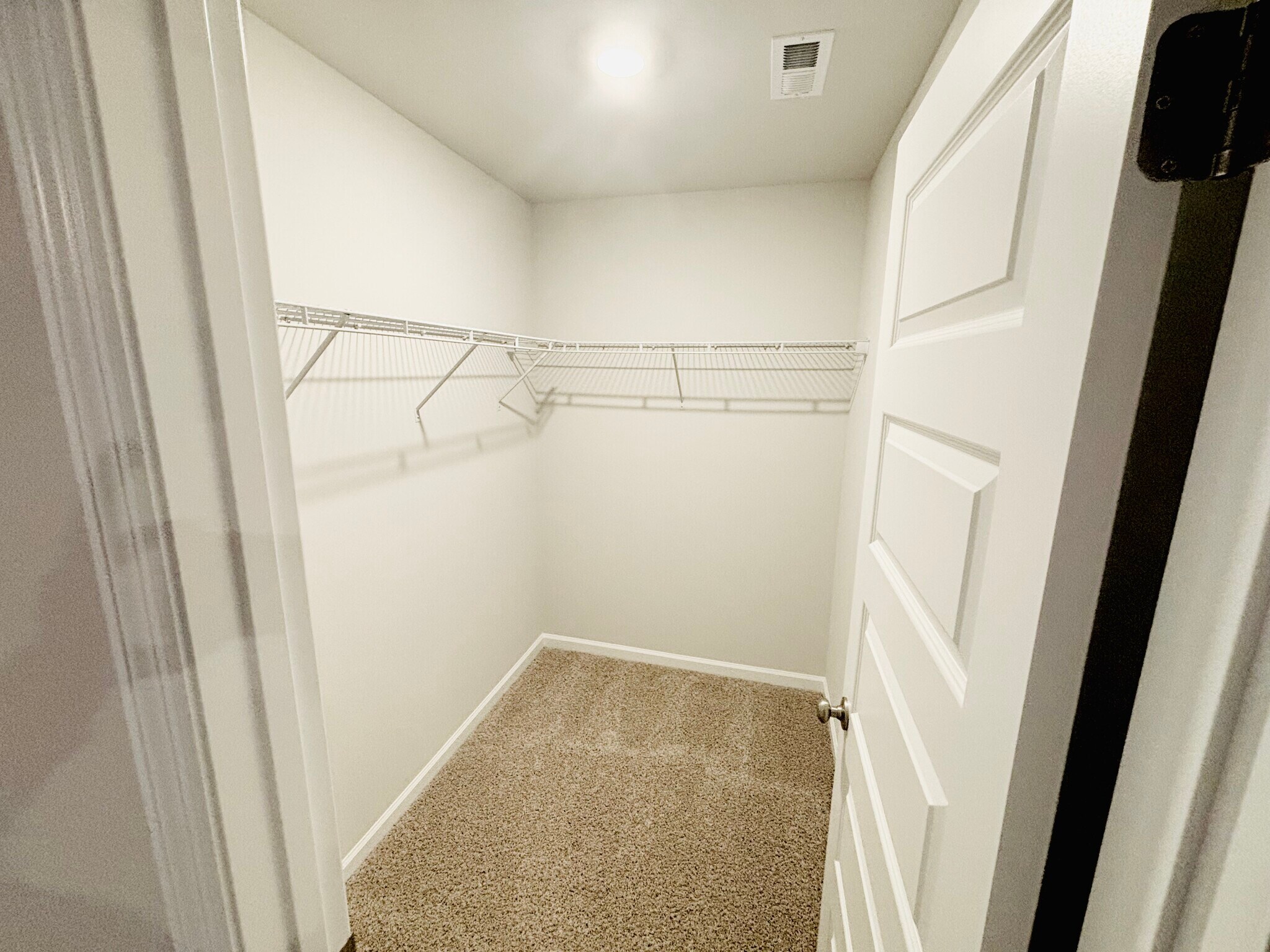 Building Photo - 27935 Chalmers Cir