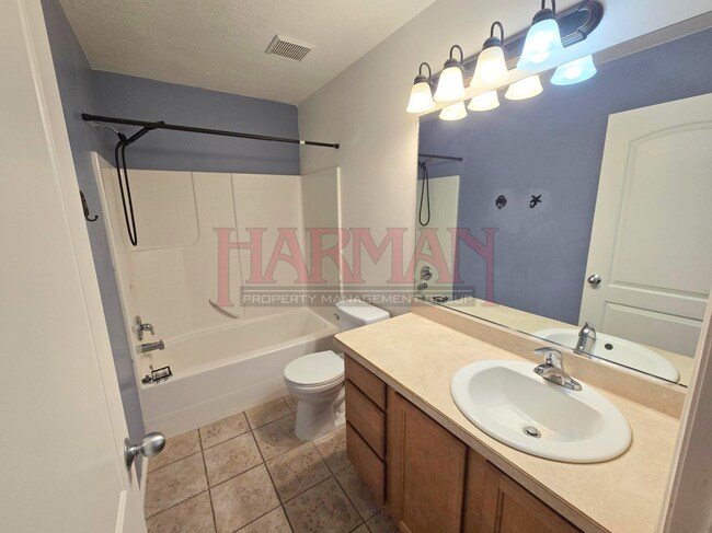 Building Photo - 269 Sunshine Dr
