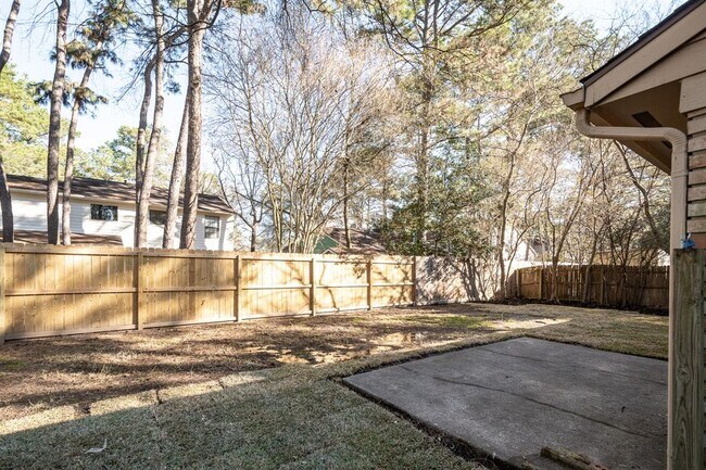 Building Photo - 3223 Creek Shadows Dr