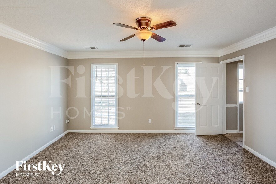 Building Photo - 4644 Winterpark Dr